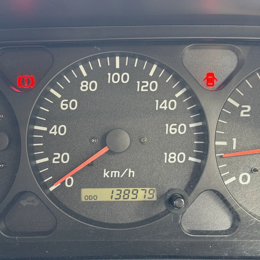 トヨタ プラド 画像