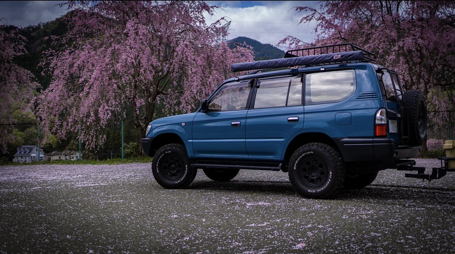 トヨタ プラド 画像