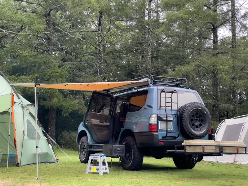 トヨタ プラド 画像